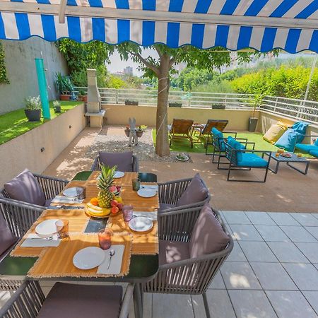 New Delux Green Garden Apartment With Hotube **** สปลิท ภายนอก รูปภาพ