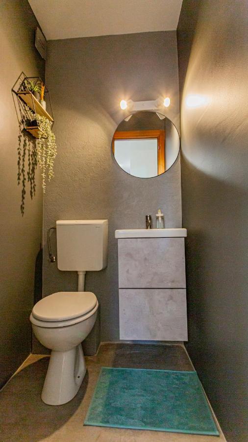 New Delux Green Garden Apartment With Hotube **** สปลิท ภายนอก รูปภาพ